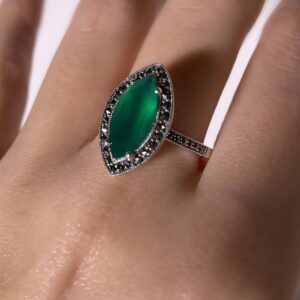 art-deco-ring--green-agate-marquise-ring