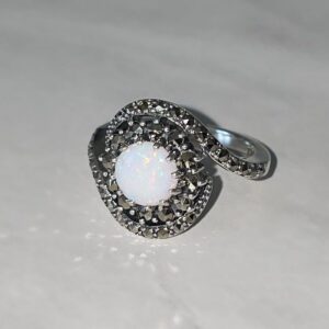 art-deco-ring-natural-opal