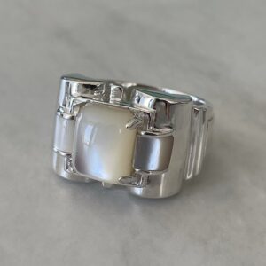 art-deco-ring-mother-of-pearl