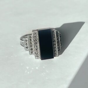 art-deco-ring-onyx